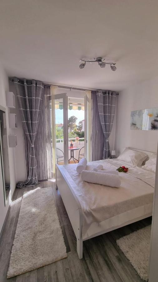 Apartment Nikol Makarska